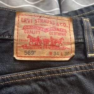 MENS LEVI JEANS 561 DARK BLUE DENIM STRAIGHT LEG 34 30